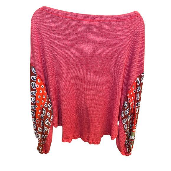 Free People We the Free Women Small Blossom Thermal Top Red Bandana Sleeves Boho - Picture 12 of 17